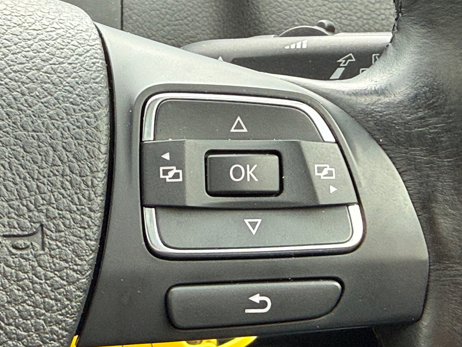 2014 Volkswagen Tiguan - image 18