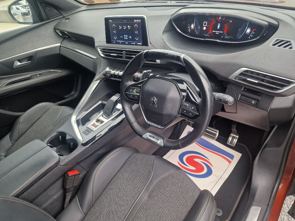 2019 Peugeot 3008 - image 8