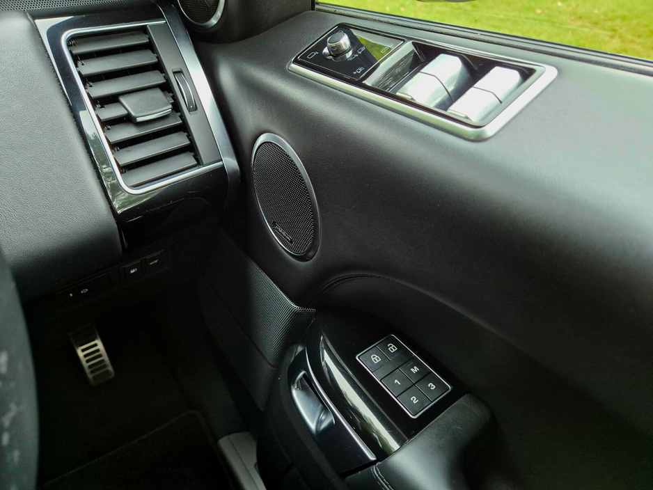 2021 Land Rover Range Rover Sport - image 27