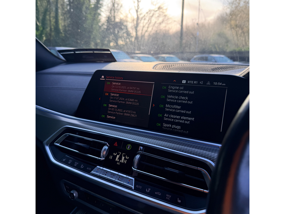 2021 BMW X5 2021 (211) BMW X5 45e M Sport 490BHP €48,999