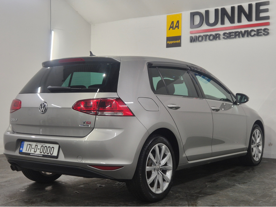 2017 Volkswagen Golf **HIGHLINE**ONLY 63000KMS**ALCANTARA SEATS*17" ALLOYS**BLIND SPOT WARNING**LANE ASSIST**KEYLESS ENTRY AND START**ADAPTIVE CRUISE CONTROL**DUAL ZONE CLIMATE CONTROL*REVERSE CAMERA*BLUETOOTH STREAMI €16,949