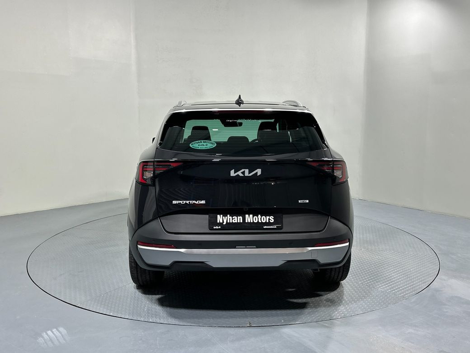 2026 Kia Sportage - image 6
