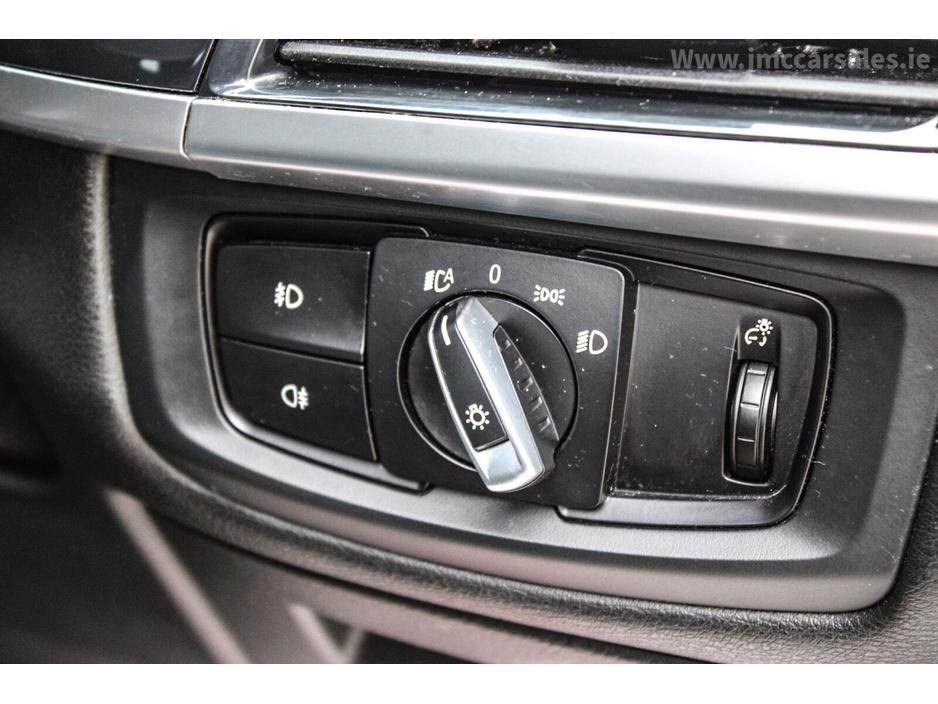 2015 BMW X5 xDrive30d M Sport €32,995