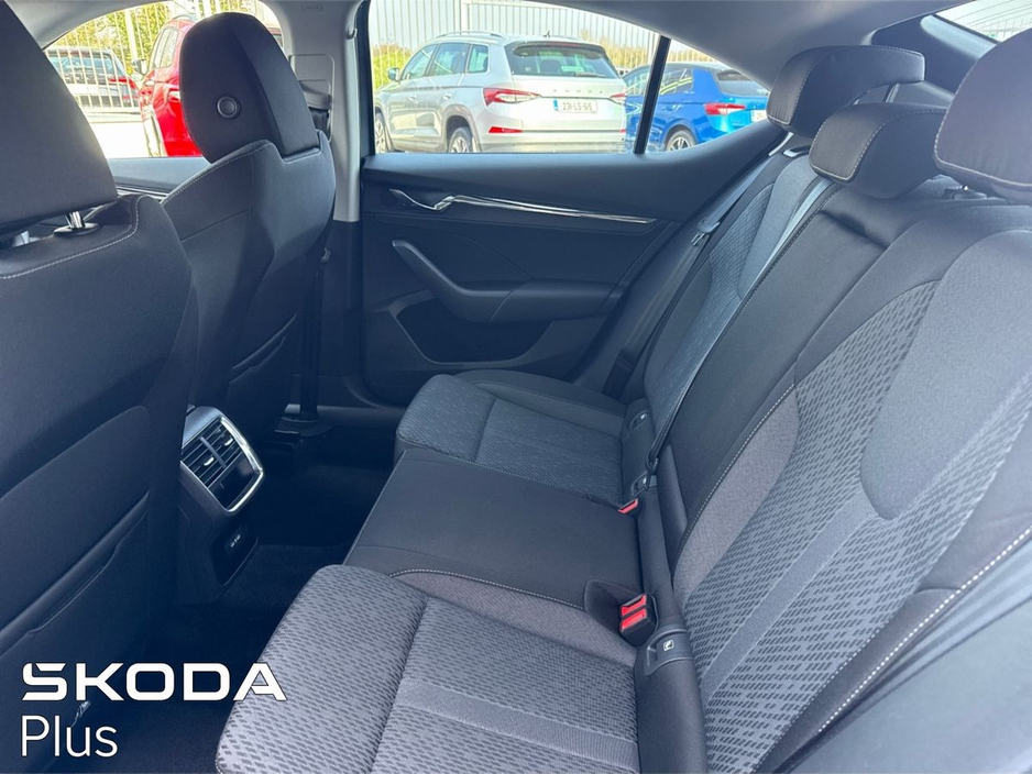 2024 Skoda Octavia - image 6