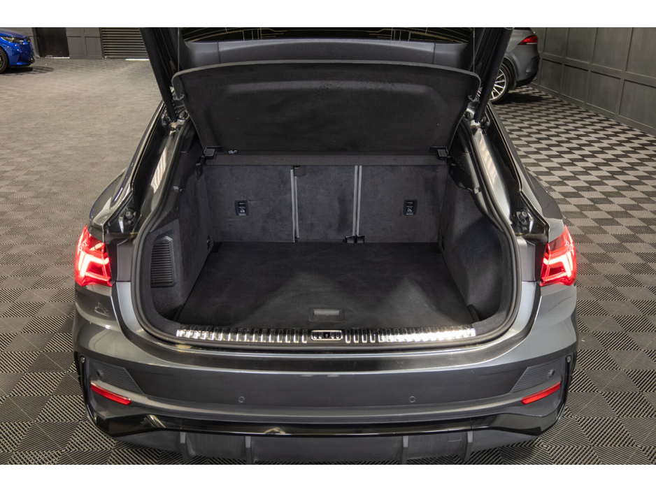 2023 Audi Q3 - image 13