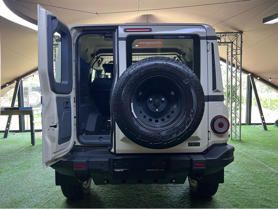 2025 INEOS Grenadier 5-Seat Commercial (N1) €79,995