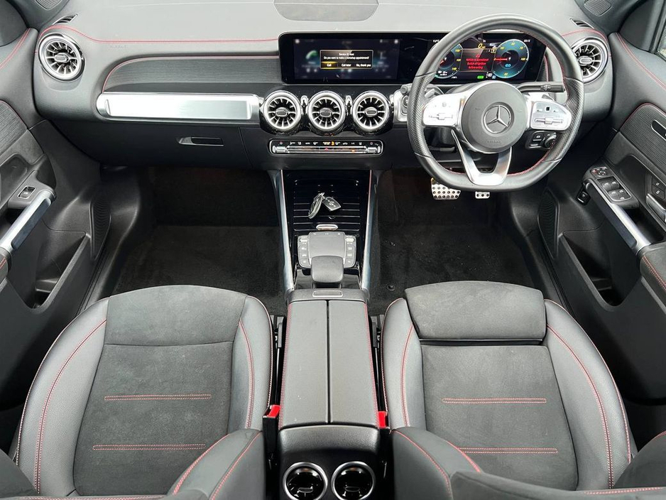 2024 Mercedes-Benz EQB 4MATIC AMG-LINE PREMIUM 7-SEATER // LOW MILEAGE // APPLE CARPLAY/ANDROID AUTO // DIGITAL CLUSTER €38,900