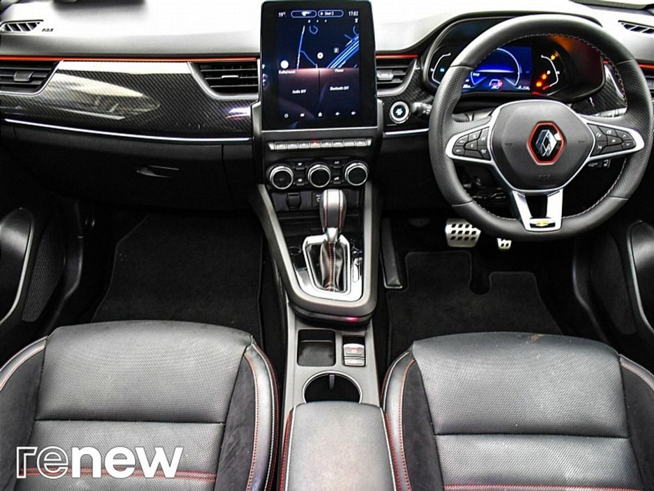 2022 Renault Arkana - image 2