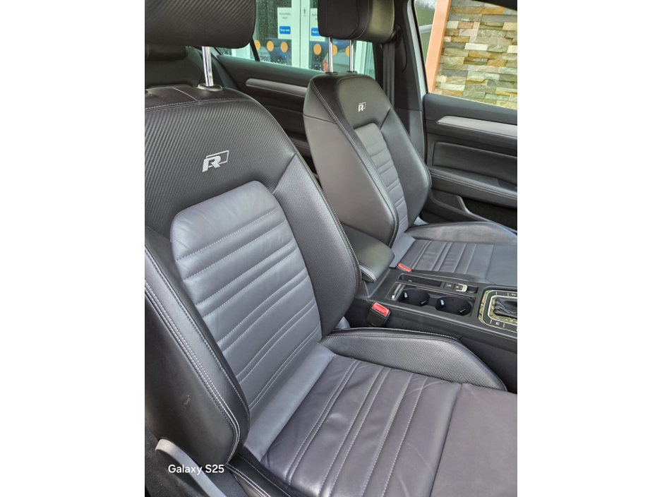 2017 Volkswagen Passat  €19,950