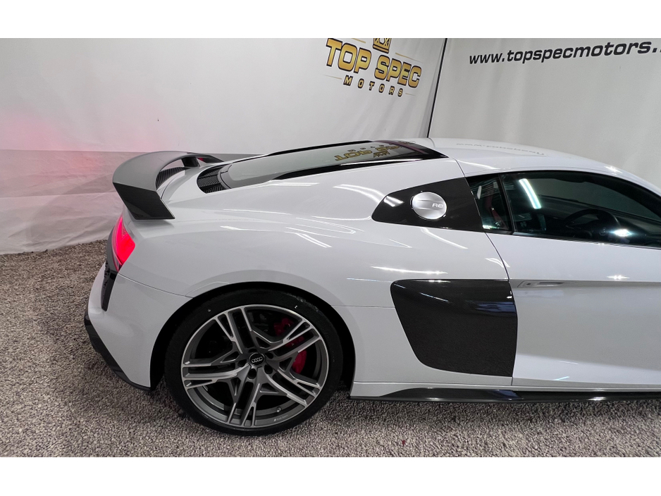 2022 Audi R8 R8 V10 Performance Carbon Edition €1