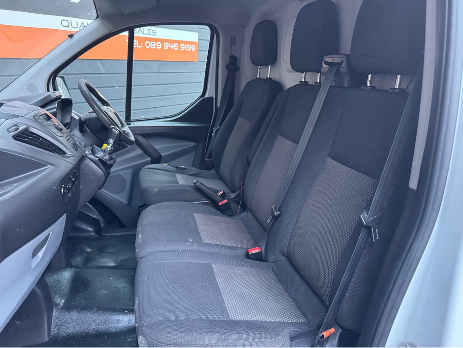 2015 Ford Transit Custom 2.2 L3 250S 100PS LR €8,995