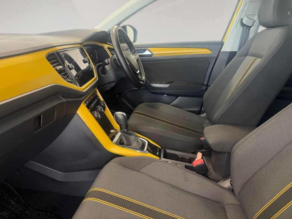 2020 Volkswagen T-Roc - image 17