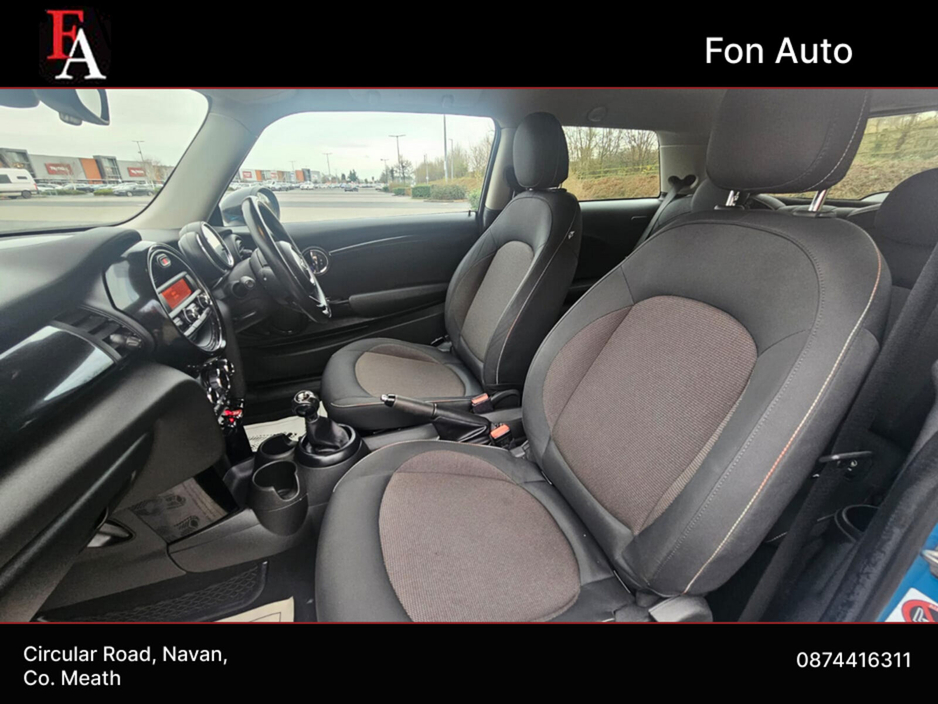 2015 MINI Hatch - image 19
