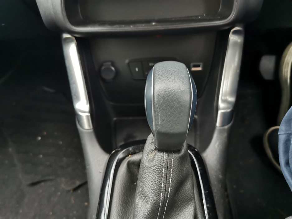 2023 Citroen C3 Aircross - image 4