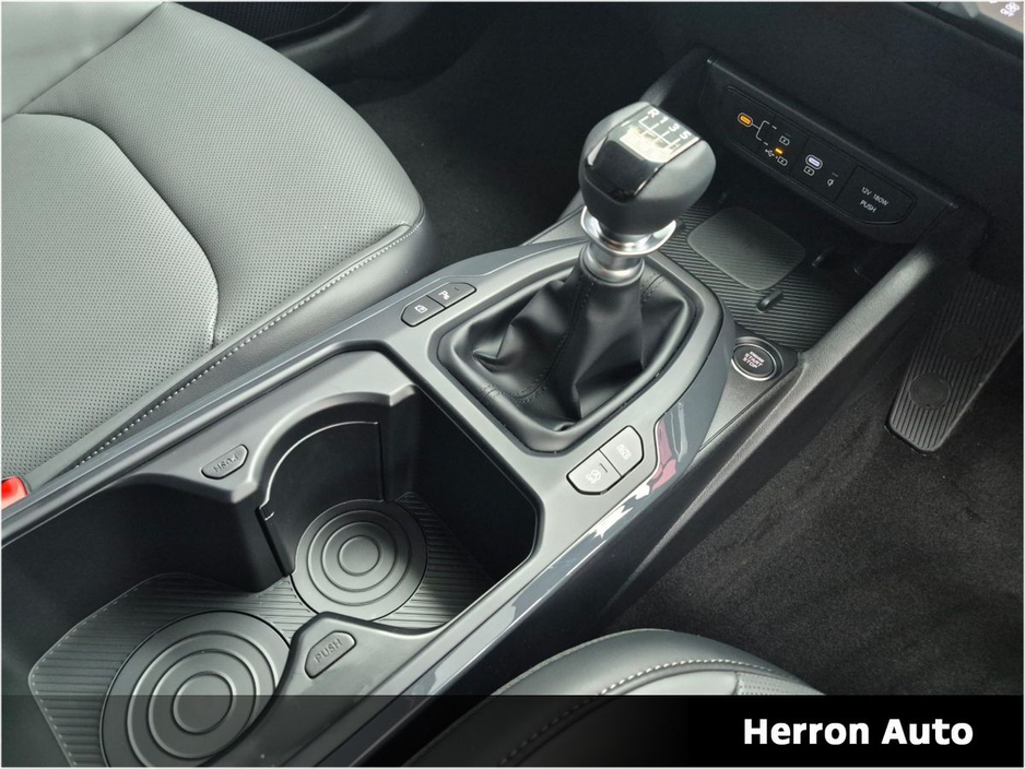 2026 Kia K4 - image 12