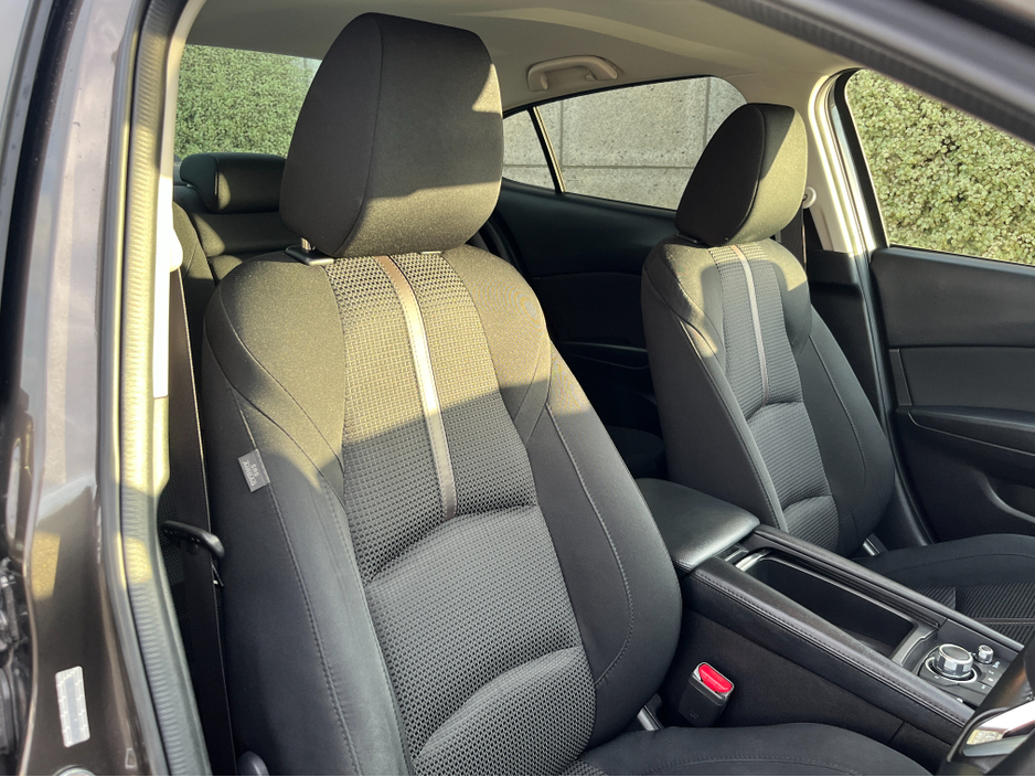 2019 Mazda Mazda3 EXECUTIVE SE 1.5 PETROL //HEATED SEATS//CARPLAY// €12,950