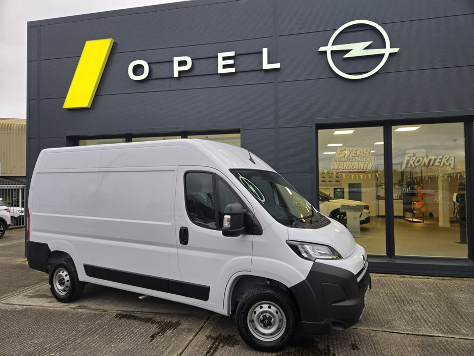 2026 Opel Movano  €28,750