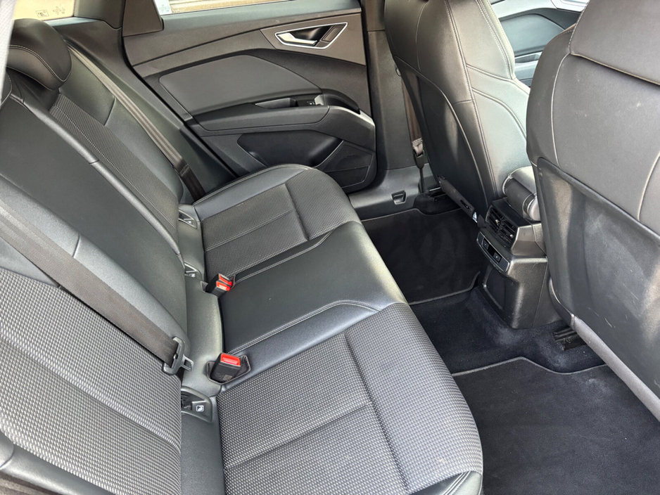 2022 Audi e-tron - image 21