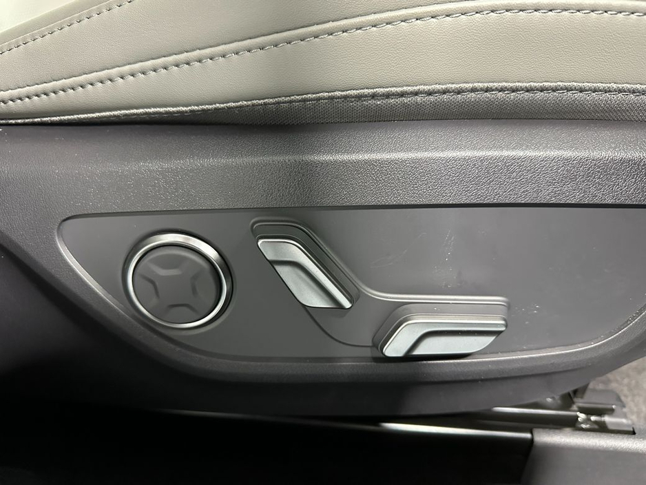 2026 Kia EV5 - image 22