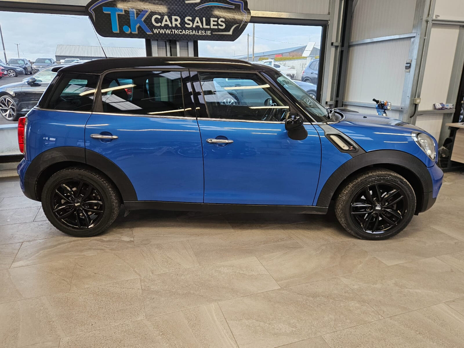 2014 MINI Countryman - image 3