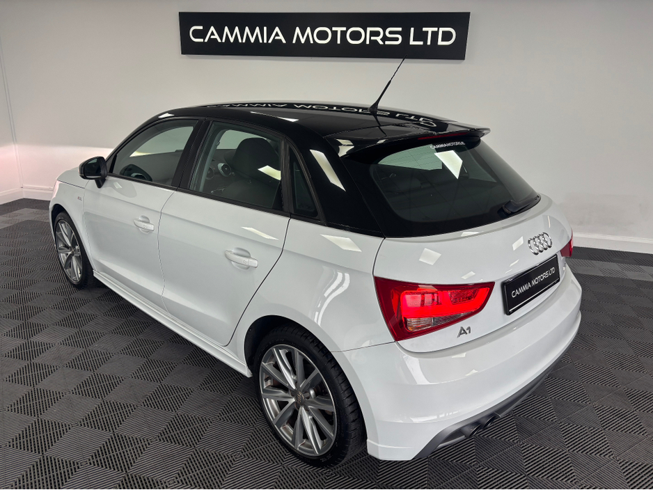 2014 Audi A1 - image 4