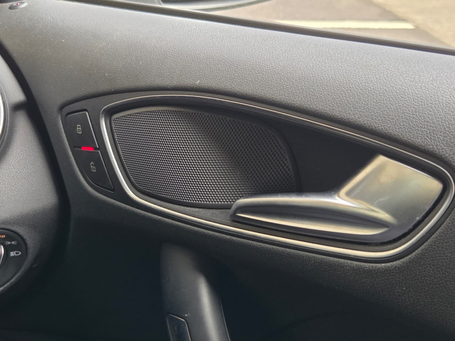 2013 Audi A1 - image 9