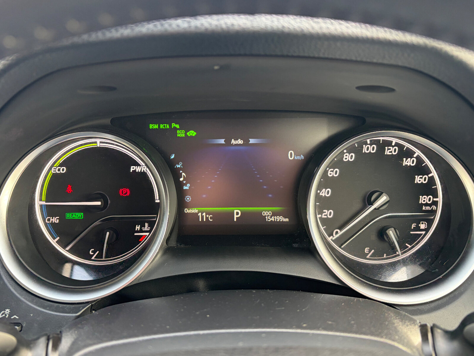 2018 Toyota Camry - image 11