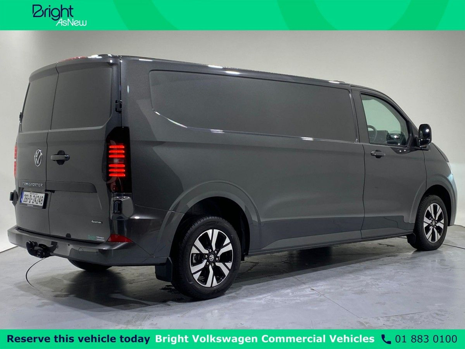 2026 Volkswagen Transporter - image 9