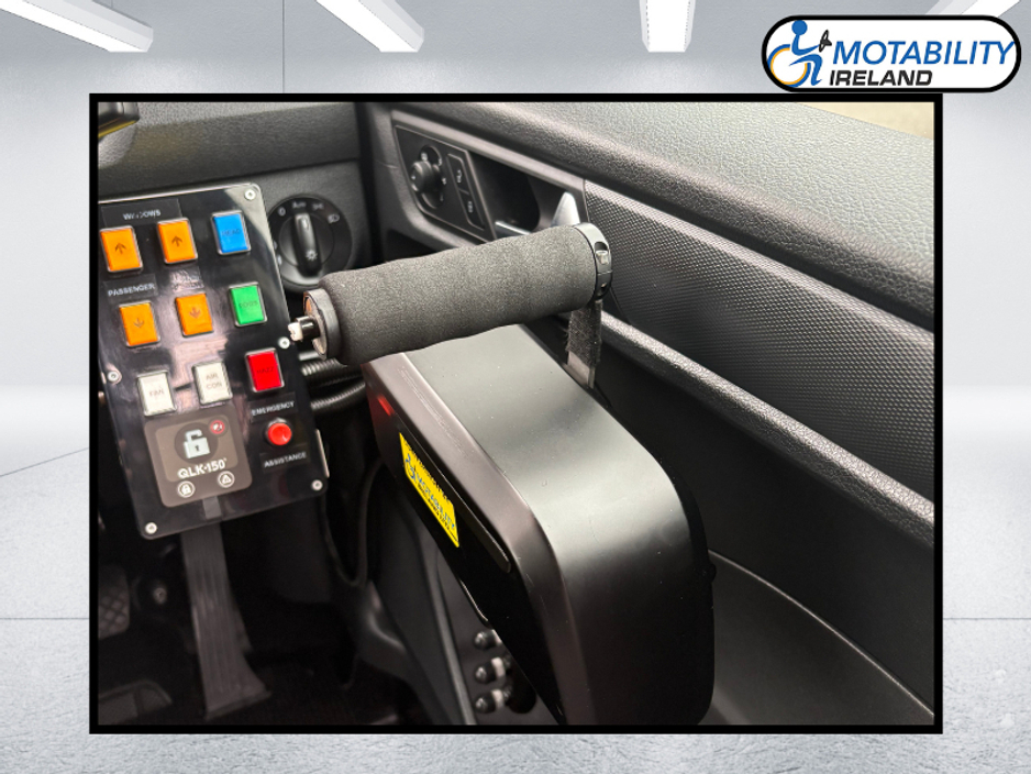 2018 Volkswagen Caddy - image 19