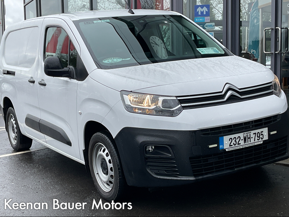 2023 Citroen Berlingo - image 18