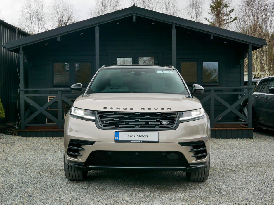 2025 Land Rover Range Rover Velar - image 2