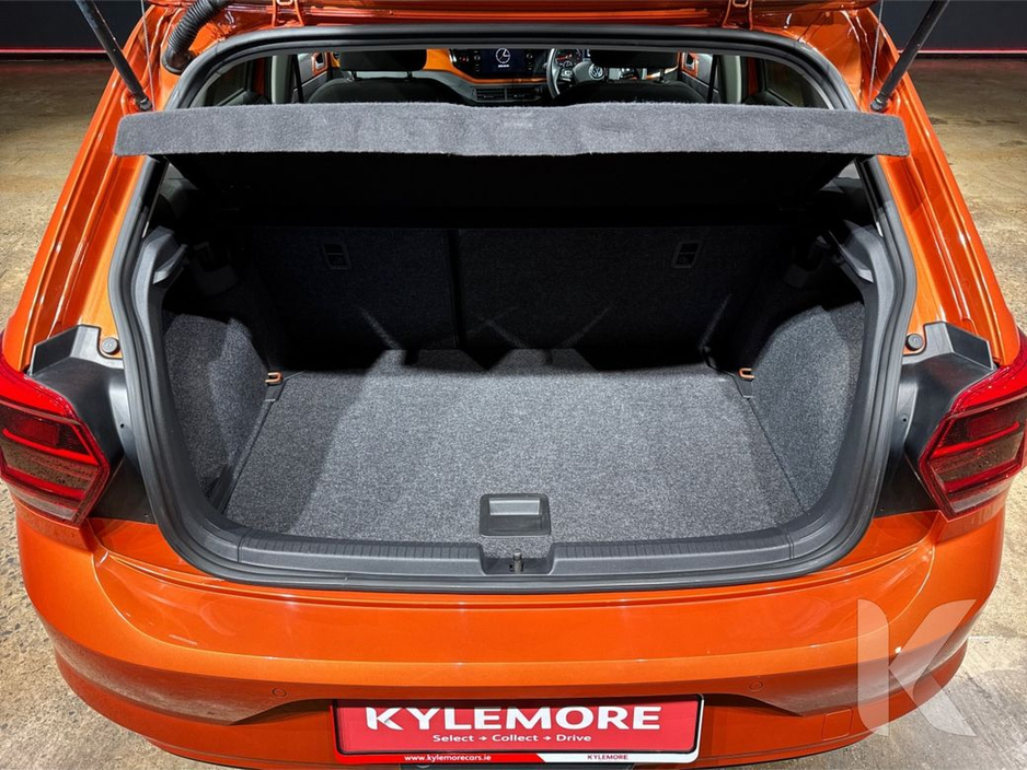 2022 Volkswagen Polo - image 12