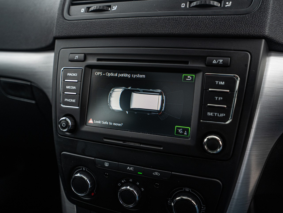 2014 Skoda Yeti - image 24