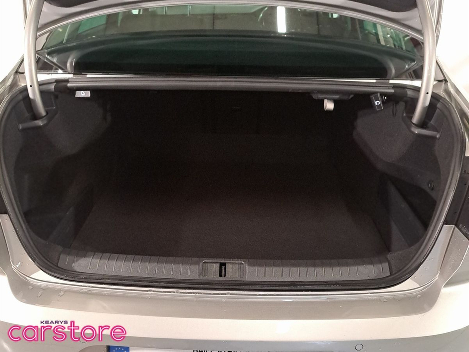 2016 Volkswagen Passat 2.0 TDI 150HP Comfortline €16,880