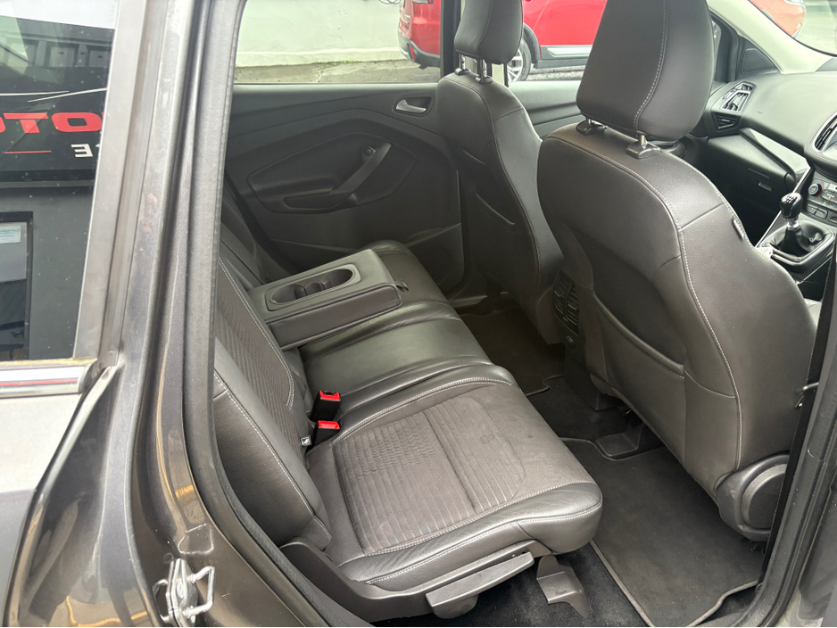 2018 Ford Kuga TITANIUM 1.5 TDCI 120PS F FWD 4DR €16,950