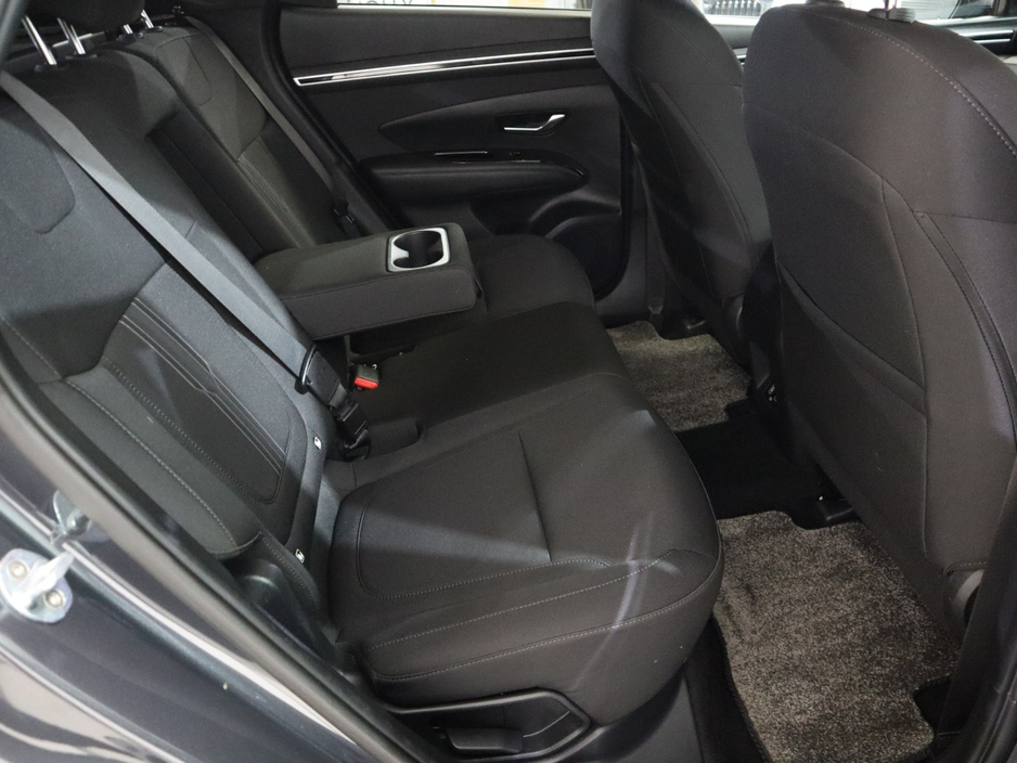 2022 Hyundai Tucson - image 22