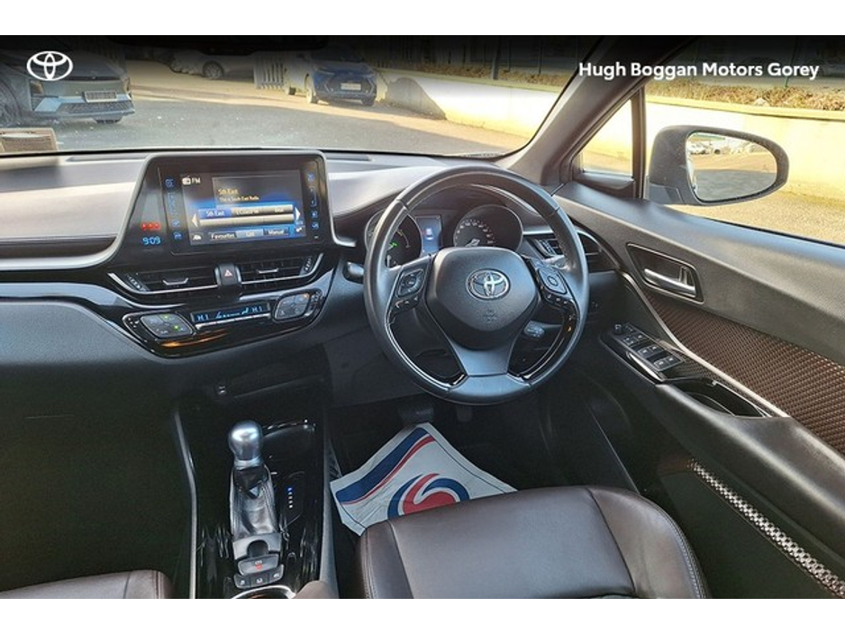 2019 Toyota C-HR - image 9