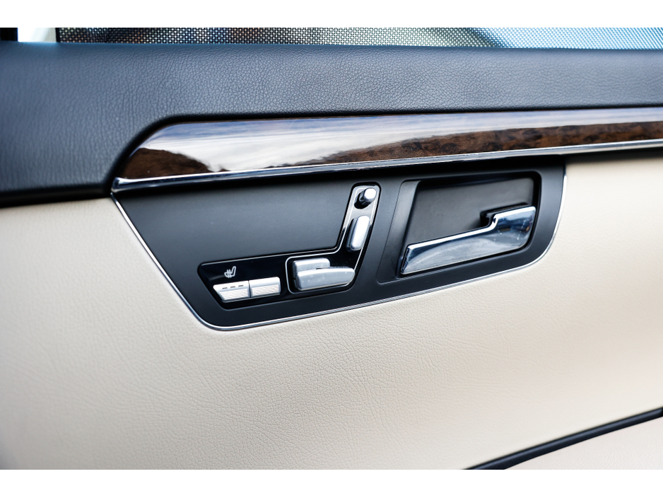 2013 Mercedes-Benz S Class - image 16