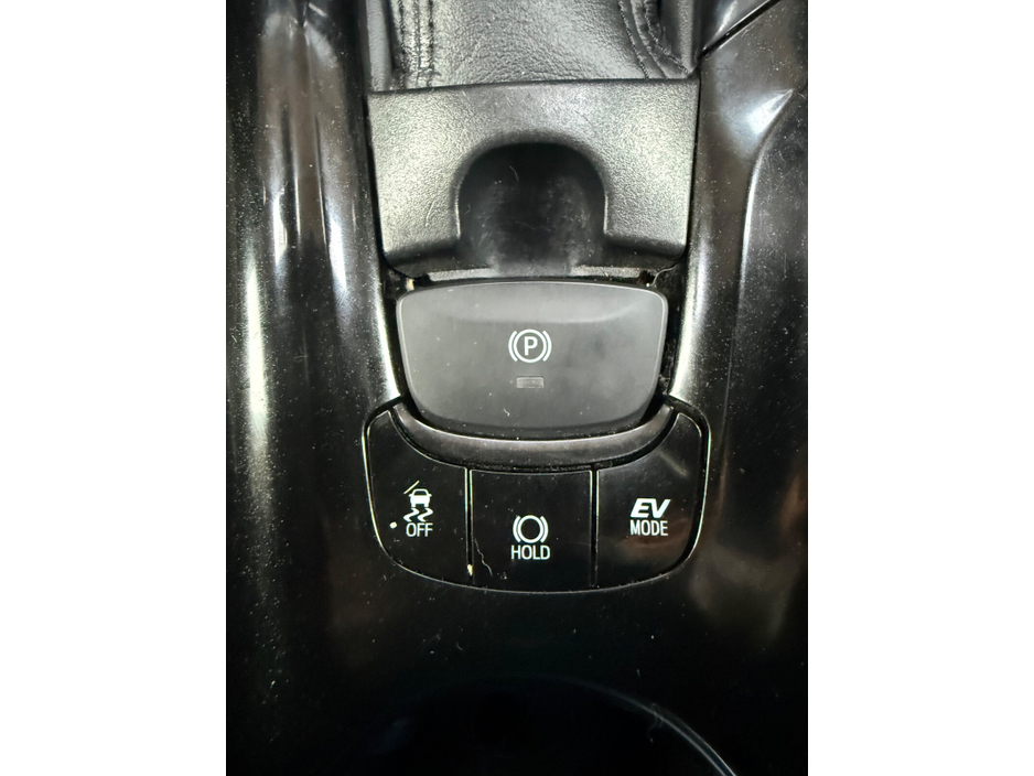 2017 Toyota C-HR - image 19