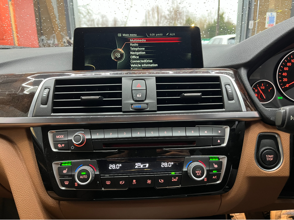 2017 BMW 3 Series €17950 2017 BMW 330E LUXURY EYE PERFORMER 2.0 AUTOMATIC / CRUISE CONTROL / REVERSE CAMERA / ELECTRIC MEMORY & HEATED SEATS AND MORE €17,950