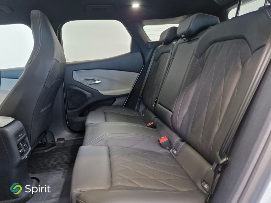 2026 Ford Explorer - image 5