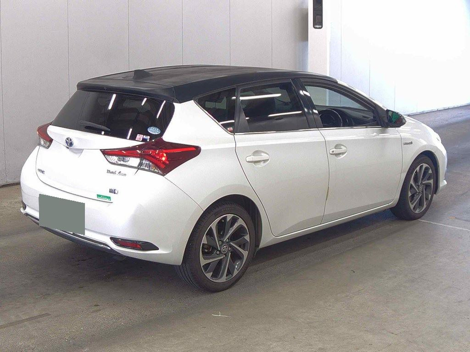 2016 Toyota Auris ALLOY WHEELS // HALF LEATHER // TWO TONE €14,950