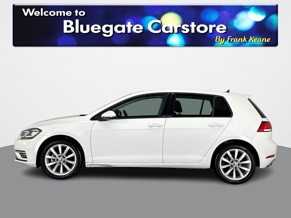 2019 Volkswagen Golf COMFORTLINE**TOUCHSCREEN MEDIA**APPLE CAR PLAY**REVERSE CAMERA**PARKING SENSORS**MULTIFUNCTIONAL STEERING WHEEL**CRUSIE CONTROL**DUAL CLIMATE**CLOTH SEATS**ELECTRIC WINDOWS**AIRCONDITIONING**ISOFIX** €19,995