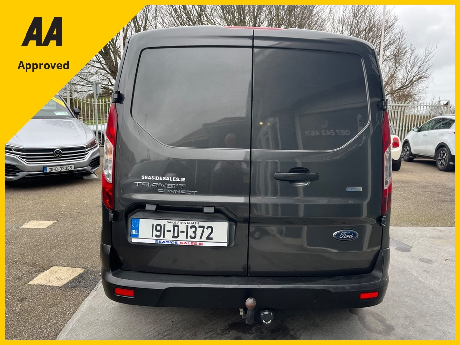 2019 Ford Transit Connect - image 3