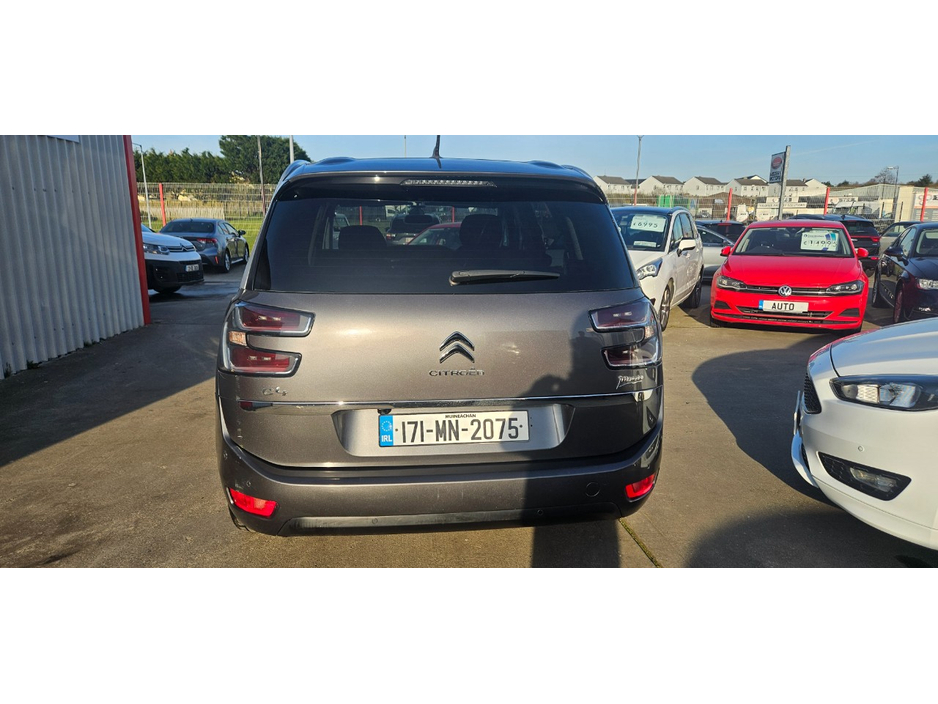 2017 Citroen C4 Picasso - image 9