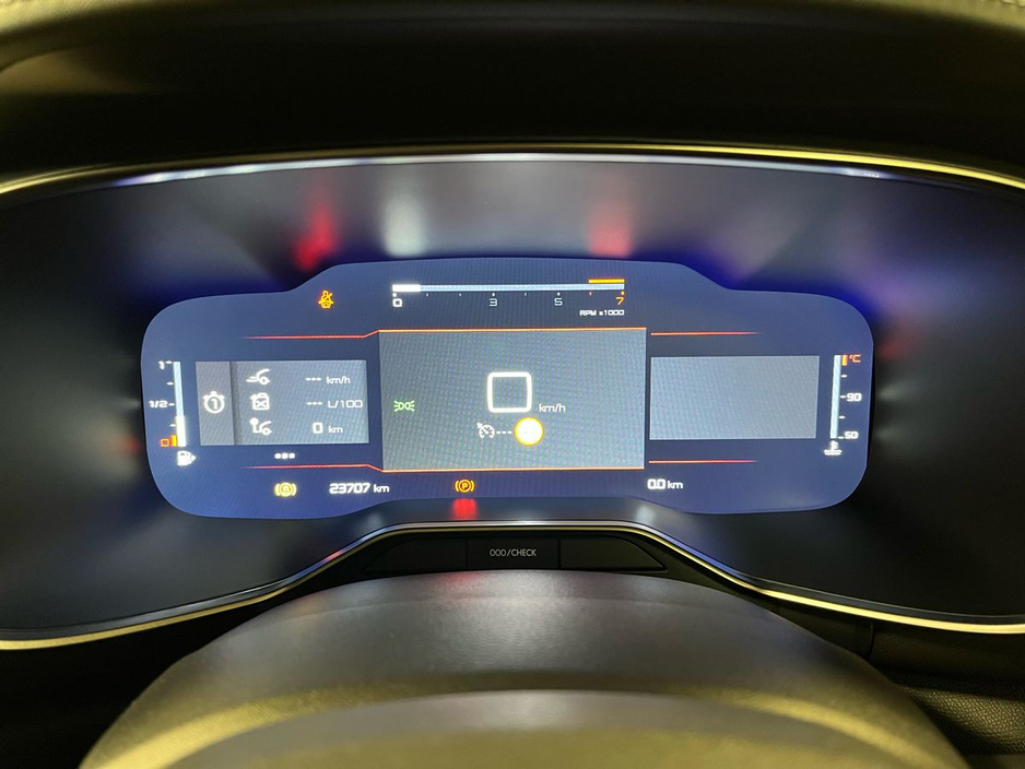 2023 Citroen C5 Aircross - image 13