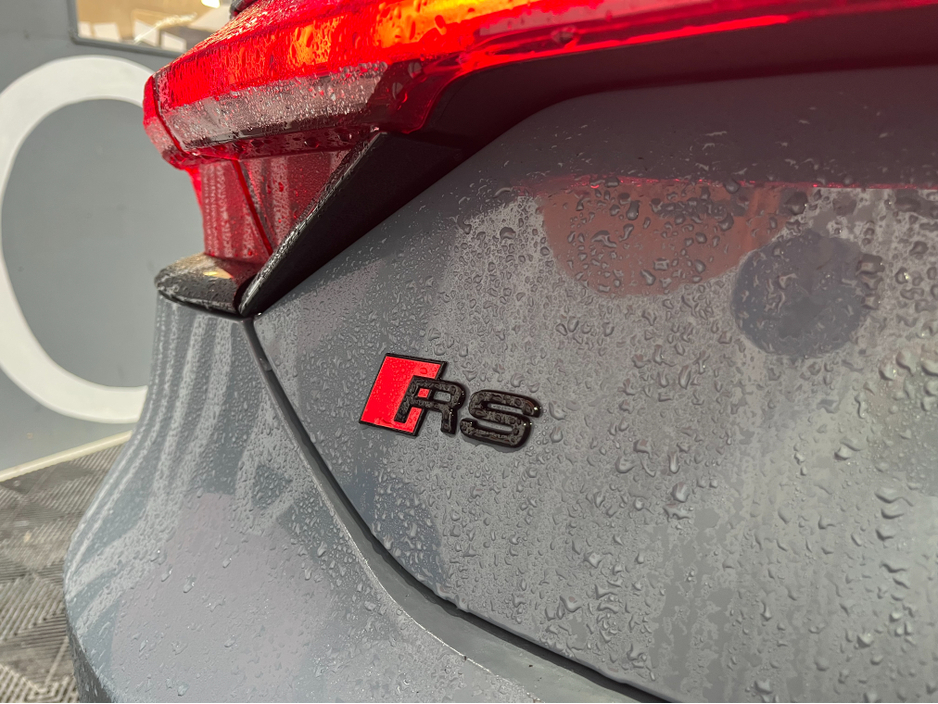 2023 Audi e-tron GT quattro - image 9