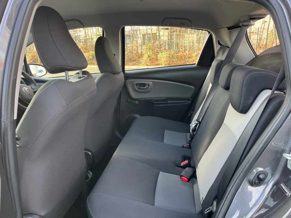 2019 Toyota Yaris YARIS HYBRID 5DR LUNA €17,950