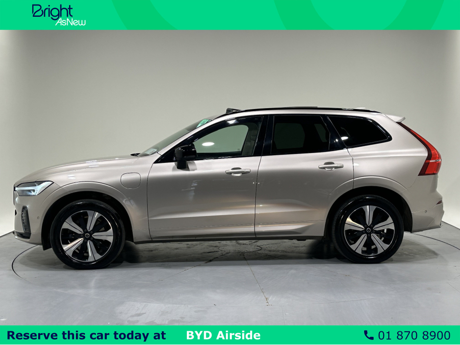 2023 Volvo XC60 - image 8