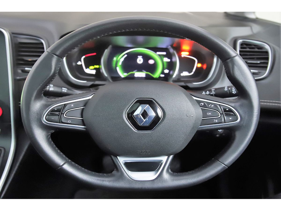 2018 Renault Scenic - image 17